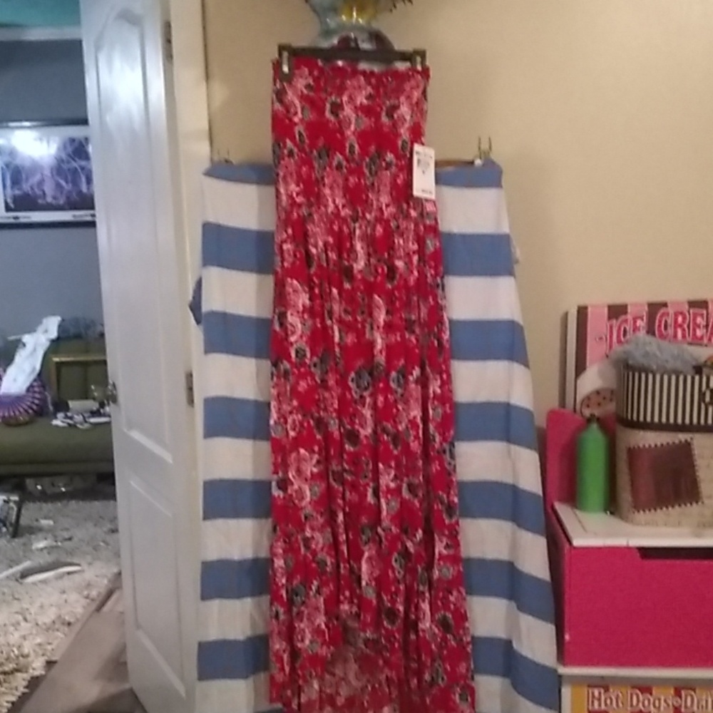 Red strapless dress